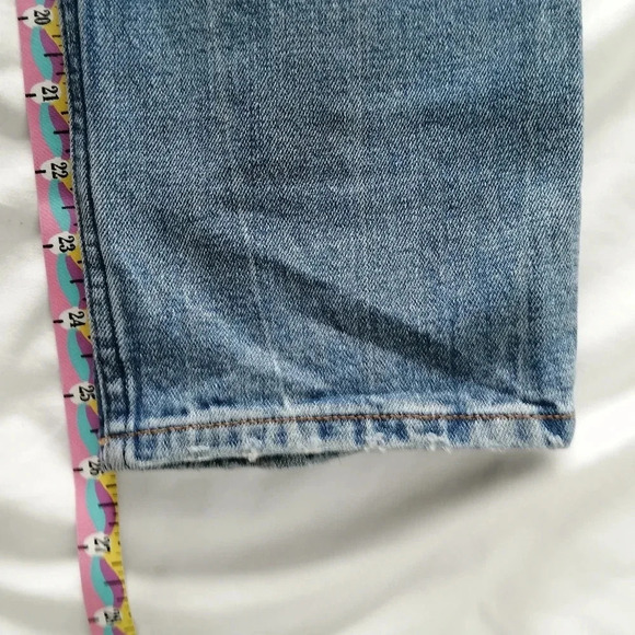Abercrombie and Fitch The Mom High Rise Tapered Leg 90s 26" Ankle Jeans 2 or 26 - Picture 14 of 16